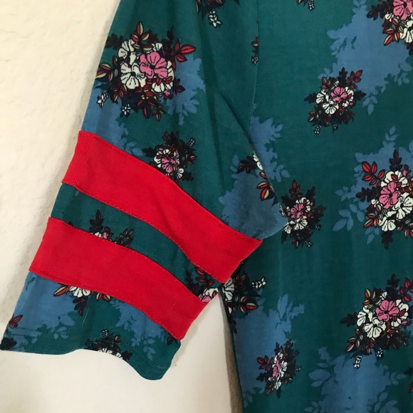 Lula Roe Julia - Picture 4 of 6